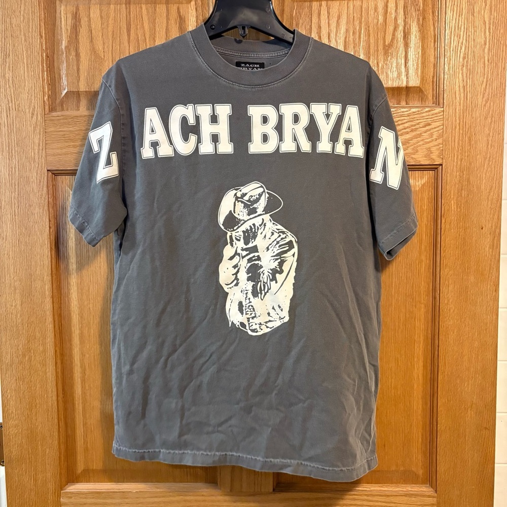 Zach Bryan Shirt Men’s M Medium Gray BURN BURN BURN Tour T-Shirt Spell Out Logo